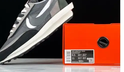 LD White BV0073-001 Waffle Anthracite Sacai Nike Black 0515